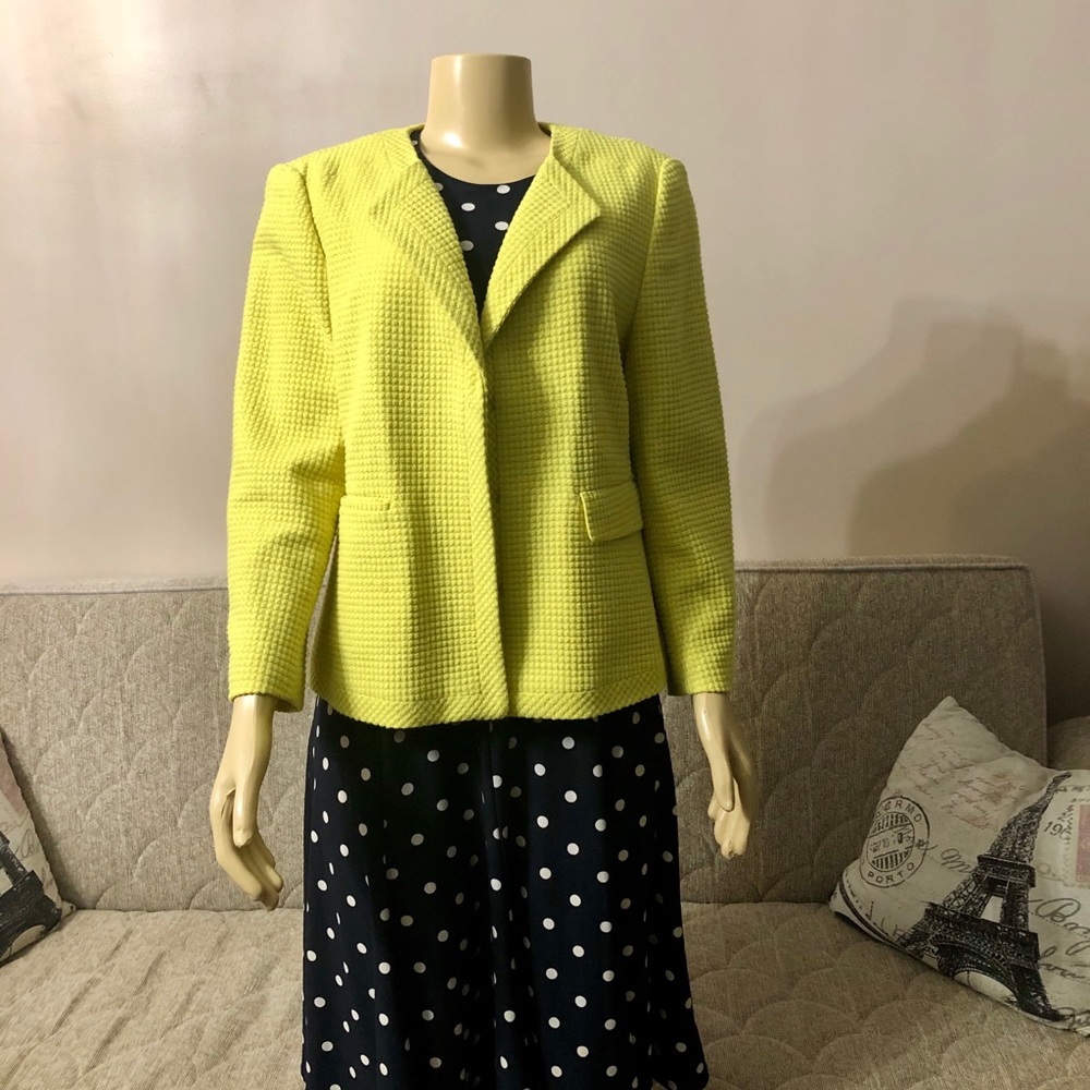 Ann Taylor  blazer size 14